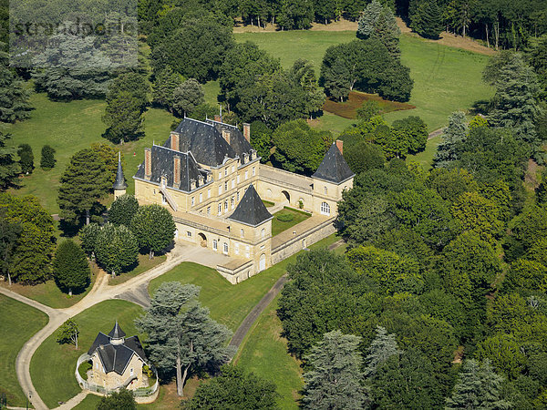 Luftbild  Schloss Giverzac  bei Domme  Périgord  Département Dordogne  Region Aquitanien  Südfrankreich  Frankreich  Europa