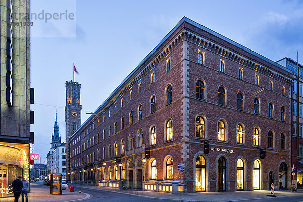 Alte Post  1847  im Stil der italienischen Renaissance  heute exklusive Ladenpassage  Hamburg  Deutschland  Europa