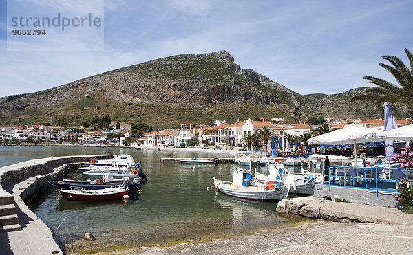 Boote im Hafen  Gefira  Lakonien  Peloponnes  Griechenland  Europa