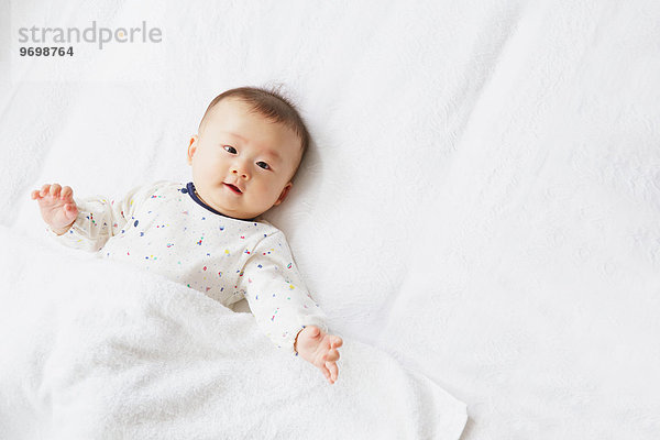 Neugeborenes neugeboren Neugeborene Portrait japanisch