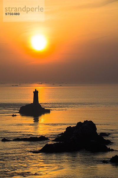 Leuchtturm  Pointe du Raz  Cap Sizun  Bretagne  Frankreich  Europa