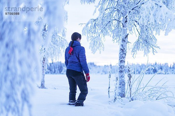 Frau Winter Landschaft