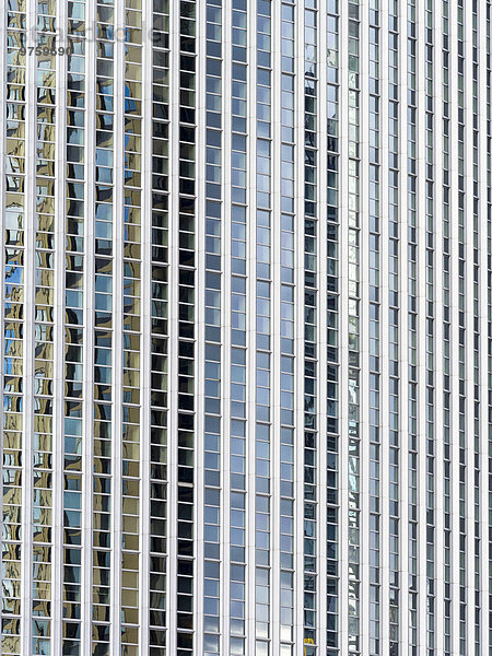Deutschland  Frankfurt  Fenster und Fassade des Pollux Towers