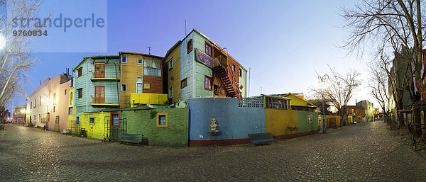 Argentinien  Buenos Aires  bunte Häuser in Caminito