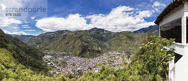 Ecuador  Tungurahua  Banos de Agua Santa  Stadtbild