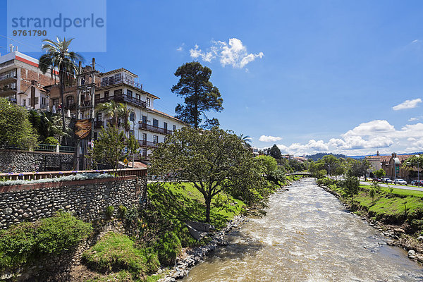 Ecuador  Cuenca  Blick auf den Tomebamba River