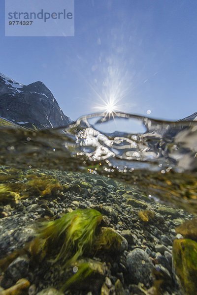 Nationalpark Europa über Ereignis Eis Norwegen Wasserfall schmelzen Ansicht unterhalb Skandinavien
