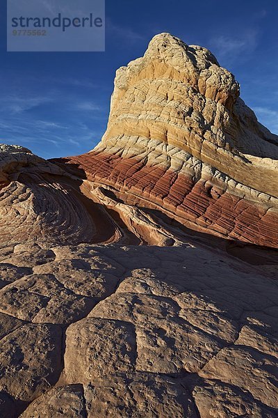 gebräunt braun Amerika Steilküste weiß Monument Nordamerika rot Arizona Verbindung Spitzkoppe Afrika Sandstein