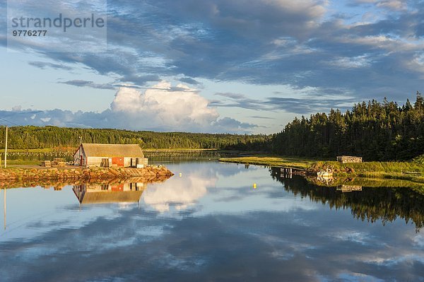 Hütte Sonnenuntergang klein See Insel Nordamerika Kanada North Shore Prinz