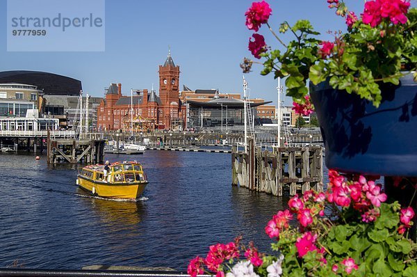 Hafen Europa Großbritannien Gebäude Ufer Cardiff Bucht Wales