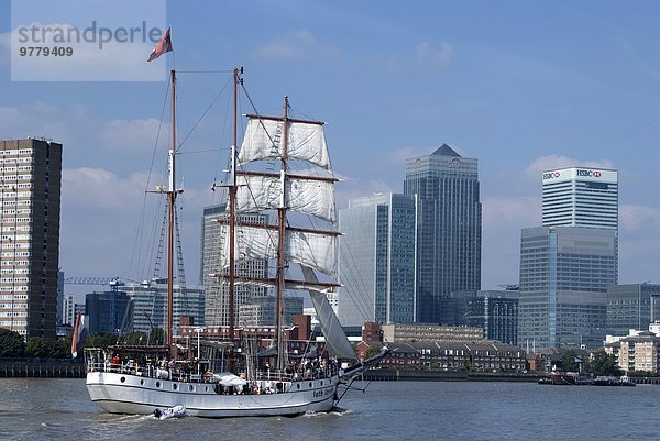 Europa Großbritannien London Hauptstadt Schiff groß großes großer große großen Festival England