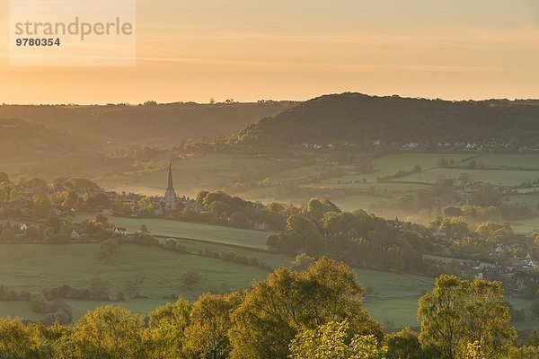 Europa Großbritannien Morgendämmerung Dorf Sehenswürdigkeit Cotswolds England Gloucestershire