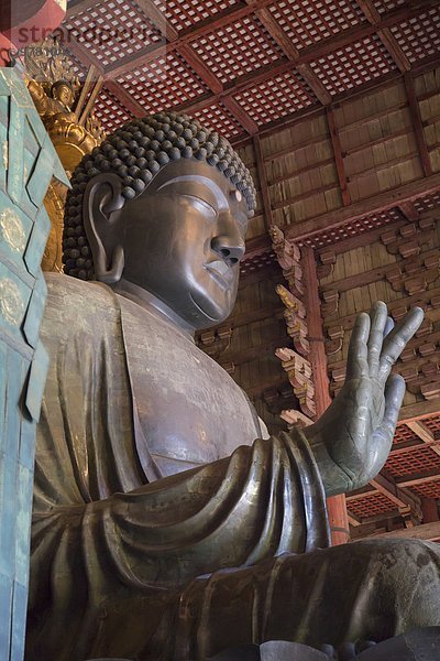 innerhalb groß großes großer große großen UNESCO-Welterbe Asien Buddha Japan Nara