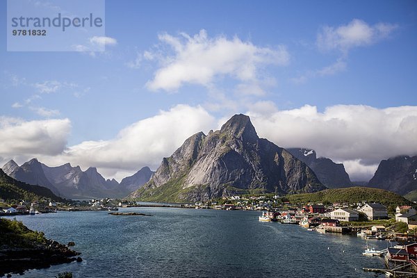 Europa Stadt Tourist Norwegen Insel Lofoten Reine Skandinavien