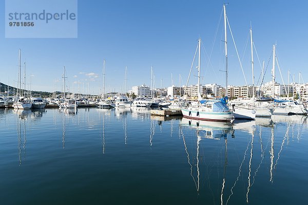 Europa Boot Jachthafen Ansicht Balearen Balearische Inseln Ibiza Spanien