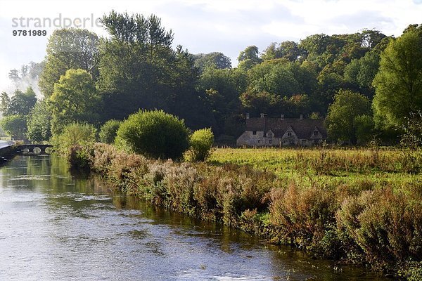 Europa Großbritannien Fluss Cotswolds Arlington Bibury England Gloucestershire