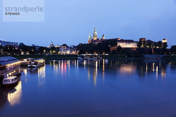 Palast Schloß Schlösser Abend Fluss Monarchie Zeit