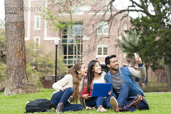 Handy Fotografie nehmen Student Campus
