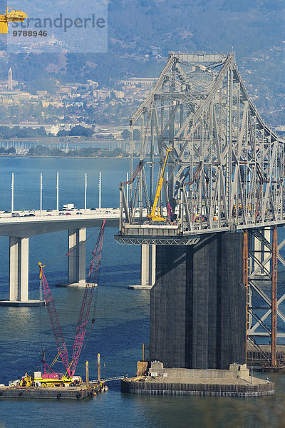 bauen Vereinigte Staaten von Amerika USA über unterhalb Brücke Bucht Kalifornien San Francisco