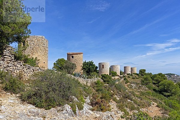 Ruine einer Windmühle  Parc Natural el Montgo  Valencia  Spanien  Europa