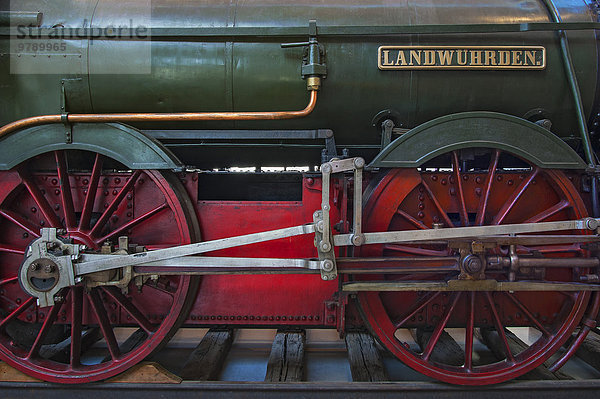 Räder der Lokomotive Landwührden von Krauss & Companie  anno 1867  Deutschland  Europa