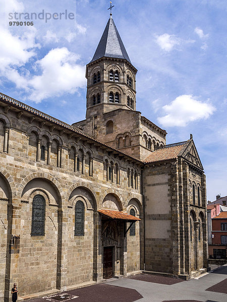 Notre Dame du Port  romanische Kirche  Clermont-Ferrand  Département Puy-de-Dôme  Auvergne  Frankreich  Europa