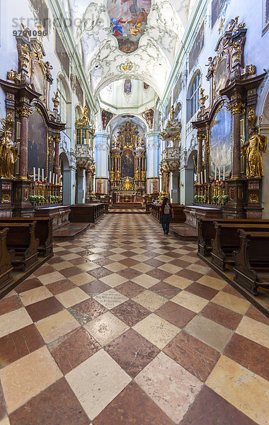 Stiftskirche St. Peter  Innenansicht  Salzburg  Salzach  Salzburger Land  Österreich  Europa