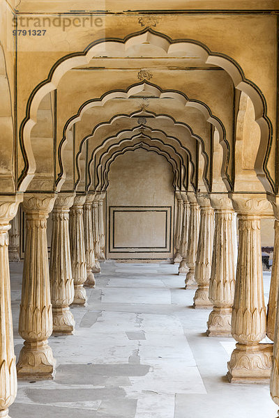 Passage  Amber Palace  Amber Fort oder Amer Fort  Jaipur  Rajasthan  Indien  Asien
