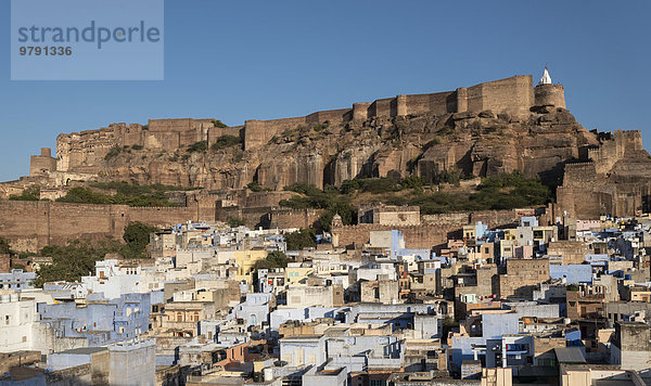 Mehrangarh-Festung und Blaue Stadt  Jodhpur  Rajasthan  Indien  Asien
