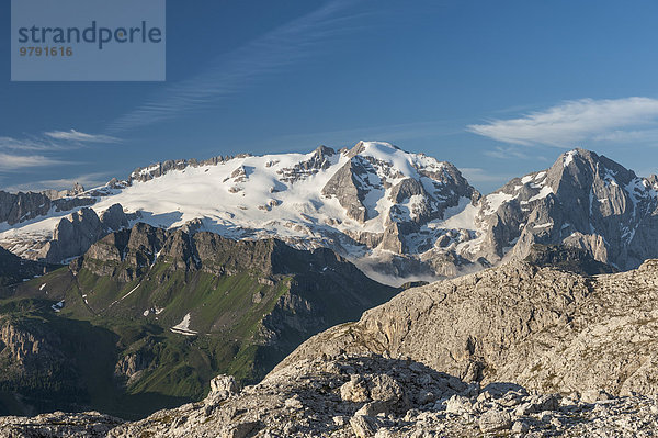 Marmolata  3343 m  Ansicht vom Sella-Massiv  Dolomiten  Livinallongo del Col di Lana  Trentino  Venetien  Italien  Europa