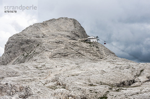 Hochplateau Pale di San Martino  Aussichtsberg Rosetta  2743 m  Seilbahnstation von San Martino di Castrozza  Pala-Gruppe  Dolomiten  Siror  Trentino-Alto Adige  Italien  Europa