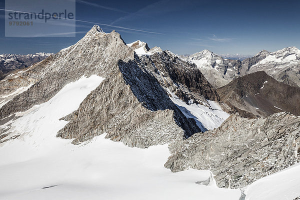 Ausblick vom Hohen Weißzint auf den Hochfeiler  Zillertaler Alpen  Lappach  Mühlwaldertal  Tauferer Ahrntal  Pustertal  Südtirol  Italien  Finkenberg  Tirol  Österreich  Europa