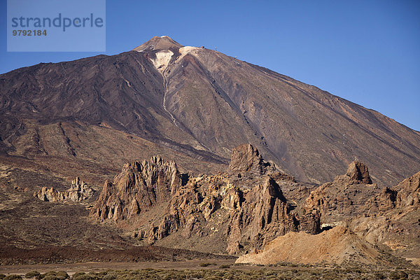 Vulkan Pico del Teide und Landschaft im Teide-Nationalpark  Teneriffa  Kanarische Inseln  Spanien  Europa