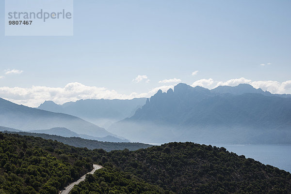 Bavella Massiv  Berglanschaft  Silhouette  Korsika  Frankreich  Europa