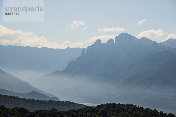 Bavella Massiv  Berglandschaft  Silhouette  Korsika  Frankreich  Europa