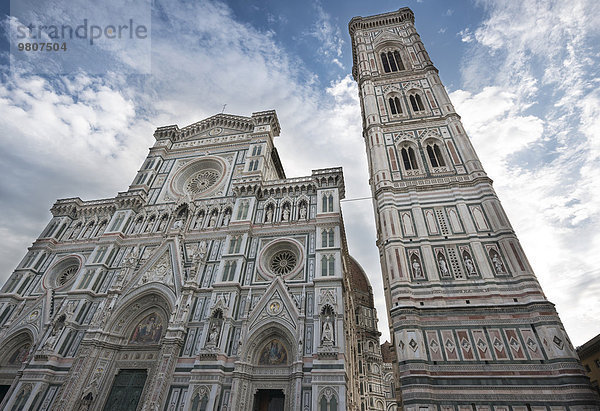 Campanile und Dom  Kathedrale  Duomo Santa Maria del Fiore  UNESCO-Weltkulturerbe  Florenz  Toskana  Italien  Europa