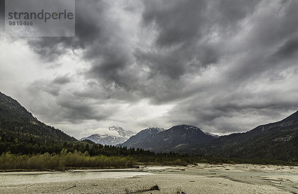 Flusstalblick  Reutte  Tirol  Österreich