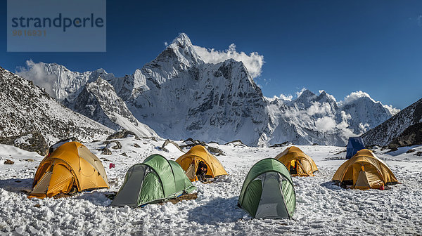 Nepal  Khumbu  Everest-Region  Ama Dablam aus dem Hochlager auf dem Pokalde-Gipfel