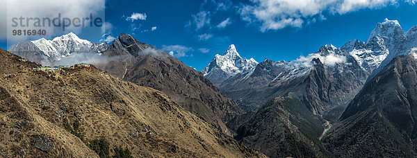 Nepal  Khumbu  Everest-Region  Khumbu-Tal mit Kantega  Ama Dablam und Nuptse