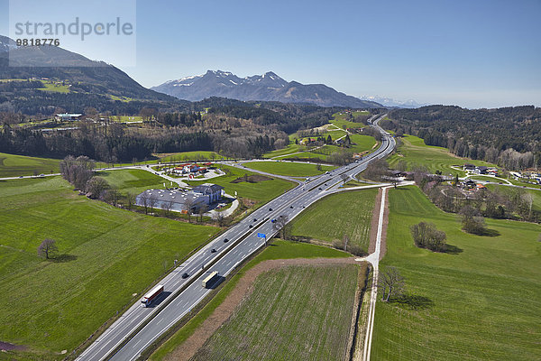 Deutschland  Bayern  Luftaufnahme der Autobahn A8  Ausfahrt Bernau