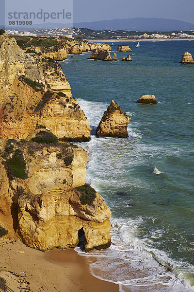 Portugal  Algarve  Lagos  Felsenküste und Strand