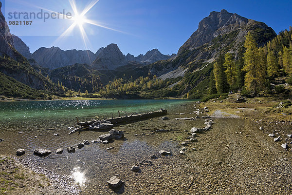 Österreich  Tirol  Ehrwald  Seebensee mit Sonnenspitze