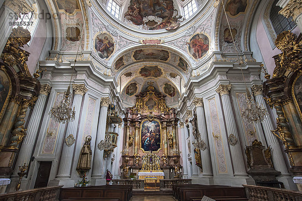 Innenansicht Dreifaltigkeitskirche  München  Oberbayern  Bayern  Deutschland  Europa