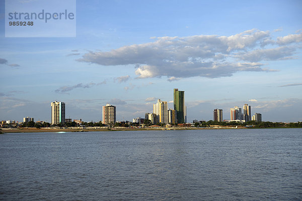 Skyline von Petrolina und Rio Sao Francisco  Pernambuco  Brasilien  Südamerika