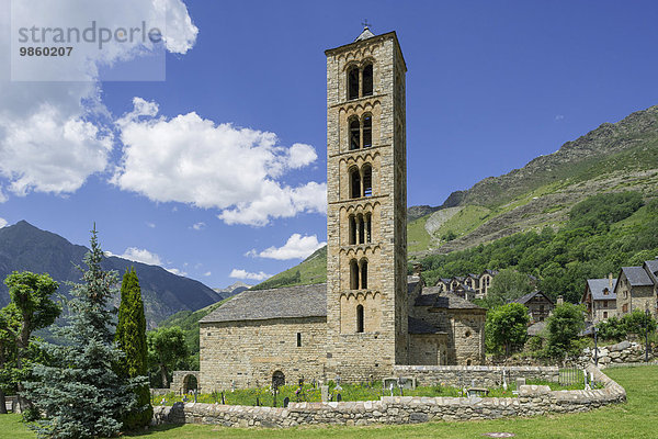 Romanische Kirche Sant Climent de Taüll  Unesco Weltkulturerbe  Vall de Boí  Taüll  Katalonien  Spanien  Europa