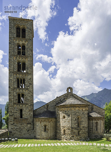 Romanische Kirche Sant Climent de Taüll  Unesco Weltkulturerbe  Vall de Boí  Taüll  Katalonien  Spanien  Europa