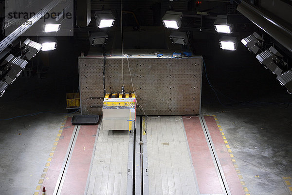 Aluminium-Rammbock für Pkw-Crashtest  Bensberg  Bergisch Gladbach  Nordrhein-Westfalen  Deutschland  Europa