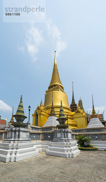 Phra Si Rattana Chedi  Wat Phra Kaeo Tempel  Königspalast  Prasart Phra Thepbidorn  Königliches Pantheon  Bangkok  Zentralthailand  Thailand  Asien