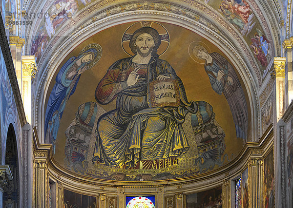 Mosaik des Christus Pantokrator in der Apsis  Dom von Pisa  Pisa  Toskana  Italien  Europa