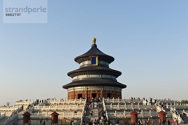 Runder Tempel für Erntegebet auf Marmorterrasse  Halle der Ernteopfer  Halle des Erntegebets  Himmelstempel  Peking  China  Asien